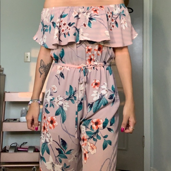 Floral off the shoulder jumpsuit - Picture 1 of 5